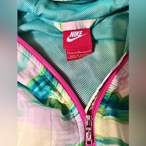 Girls Nike lightweight jacket.